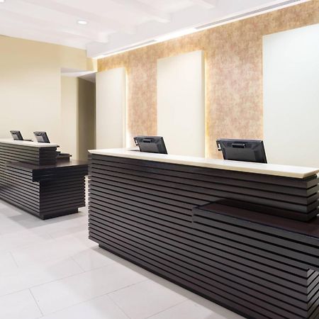 Courtyard By Marriott Kingston, Jamaica Hotel Екстериор снимка